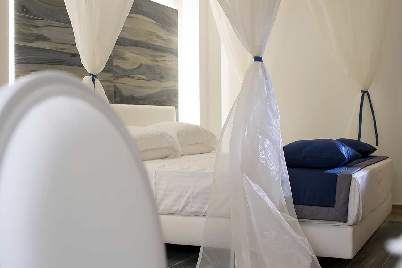 The Large double rooms: elegance designs the space. - Il Mare Dentro Rooms - San Vito Lo Capo