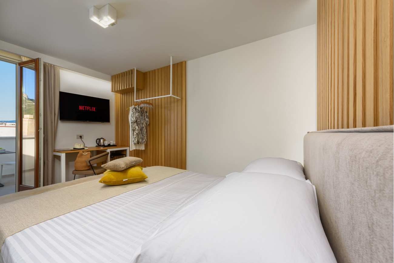 Matrimoniale con terrazza, il tuo risveglio affacciato sulla meraviglia - Il Mare Dentro Rooms - San Vito Lo Capo